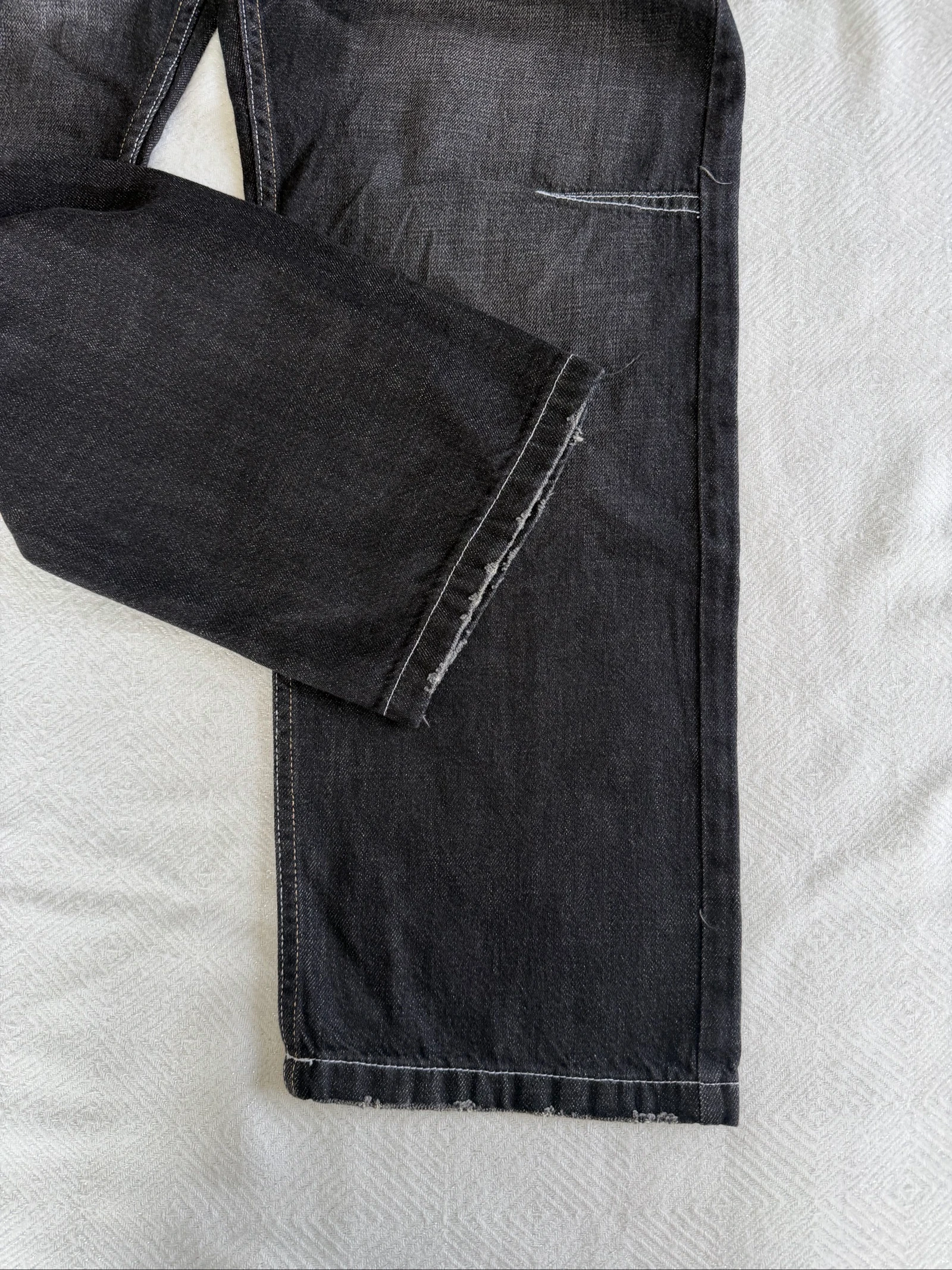 Jeans evasé cinza escuro - preto bordado nos bolsos - Bershka tamanho 38 – photo 7